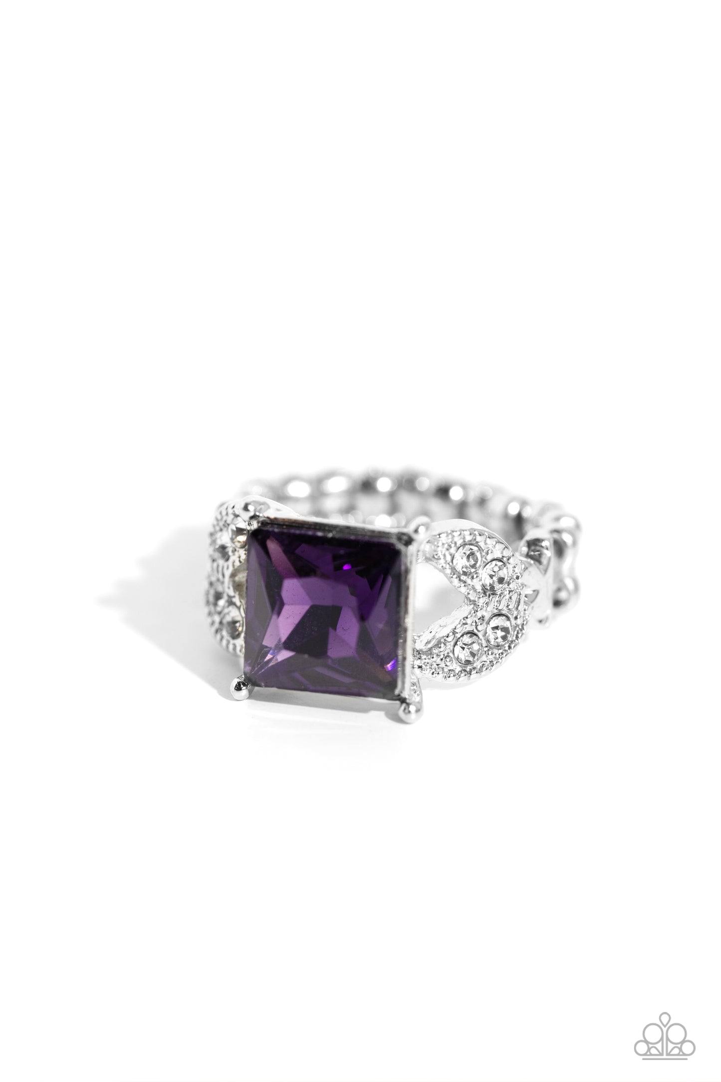 Paparazzi Accessories - Deluxe Drama - Purple Ring