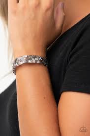 Paparazzi Accessories - Getting Haute In Here -  Black Bracelet