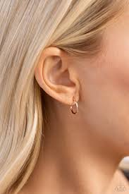 Paparazzi Accessories - Ultra Upmarket - Rose Gold Earrings