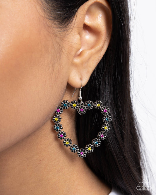 Paparazzi Accessories - Beautiful Take - Black Earrings