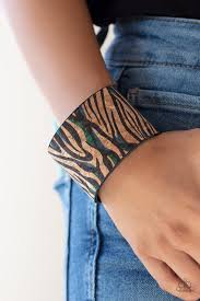 Paparazzi  Accessories - Show Your True Stripes - Blue Bracelet