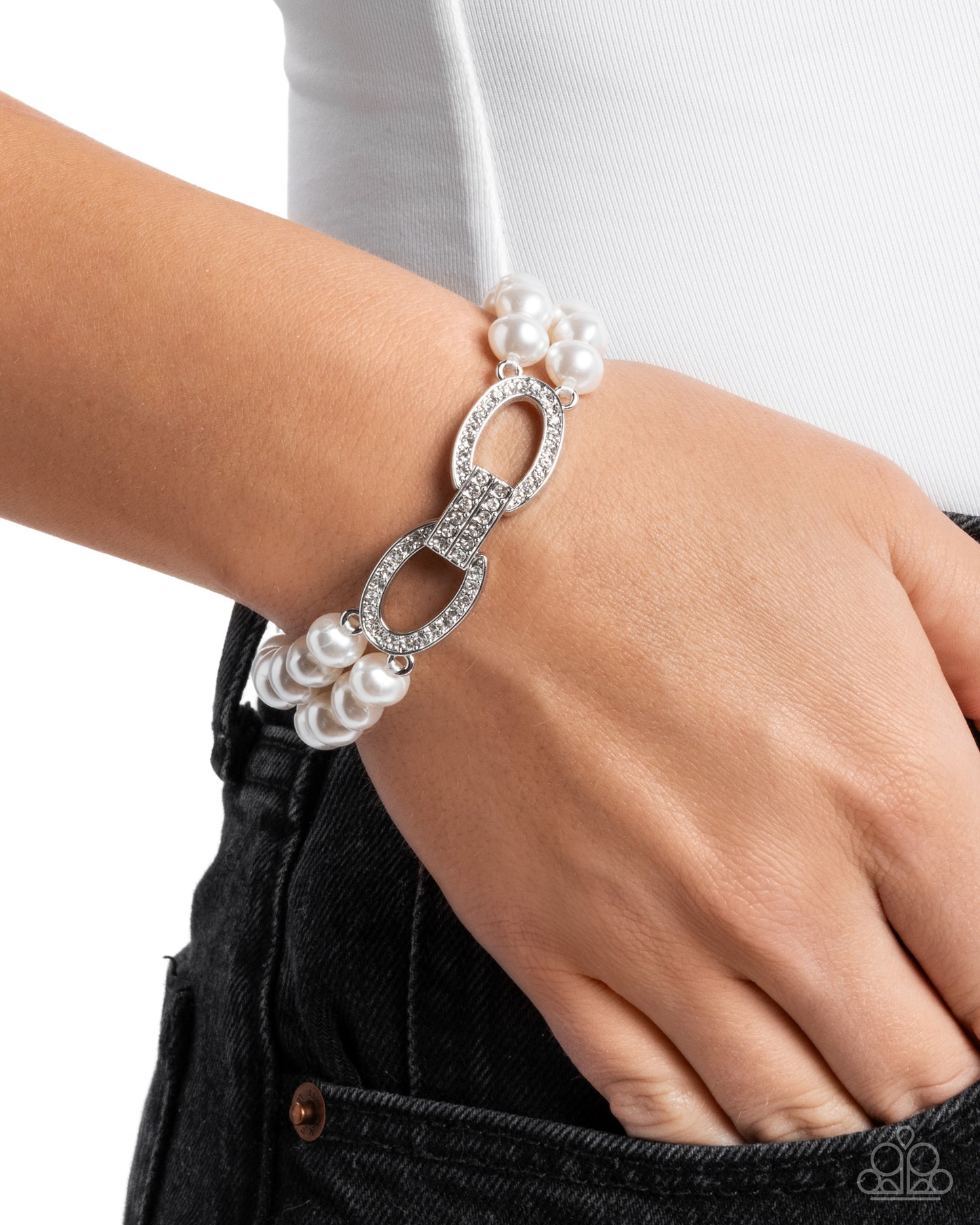 Paparazzi Accessories - Fancy-Free Fanfare - White Bracelet