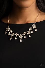 Paparazzi  Accessories - Vintage Royale - Gold Necklace