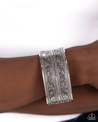 Paparazzi Accessories - Eclectic European - Silver Bracelet