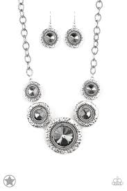 Paparazzi Accessories - Global Glamour  - Silver Necklace