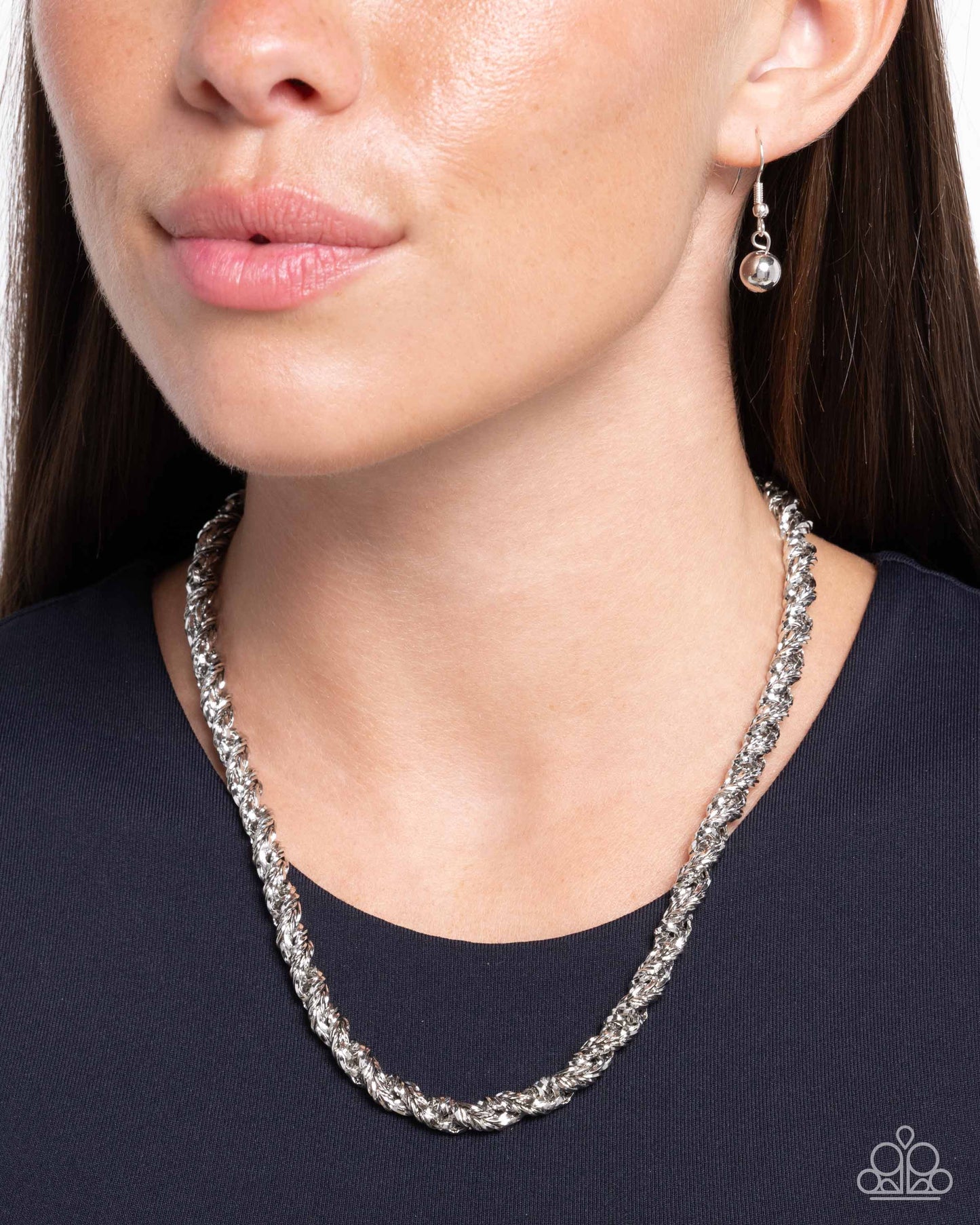 Paparazzi Accessories - Edgy Etching - Silver Necklace