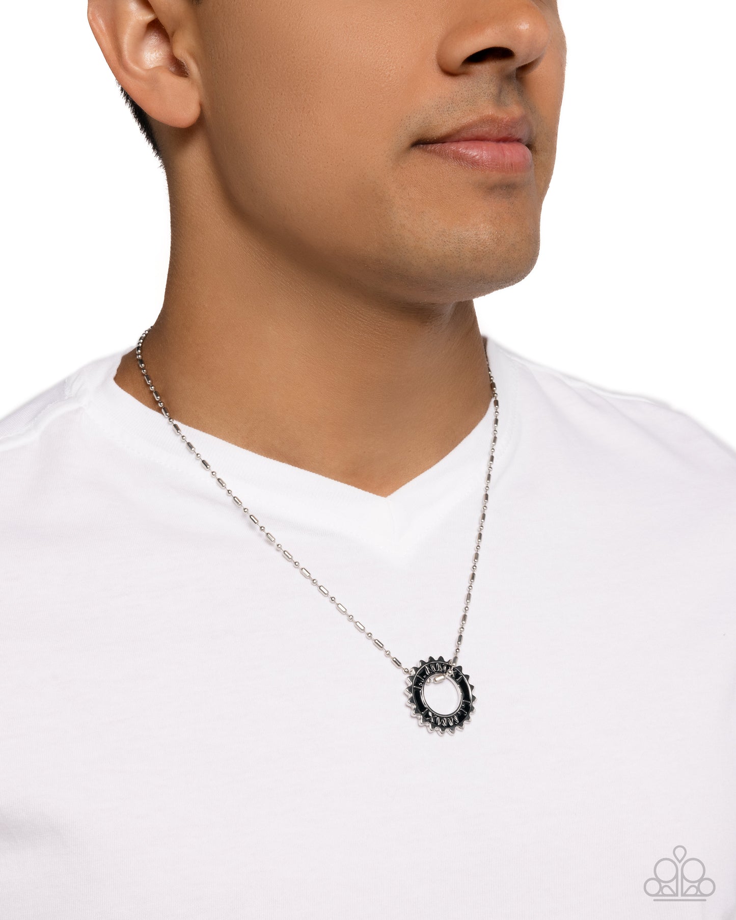 Paparazzi Accessories - Second Gear - Silver Necklace