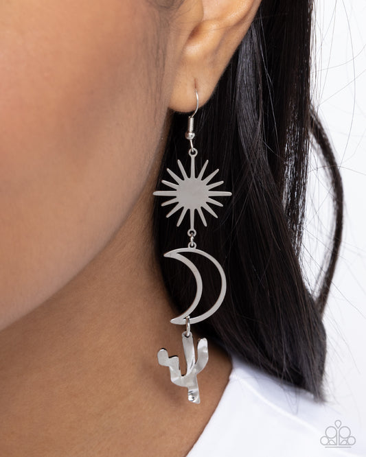 Paparazzi Accessories - Wishfully Western - Silver Earrings