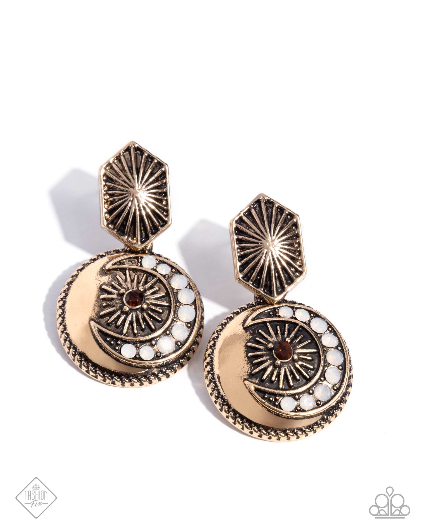 Paparazzi Accessories - Eclectic Energy - Gold Earrings