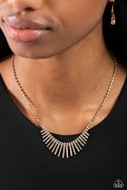 Paparazzi Accessories - Flare To Be Different - Gold Necklace