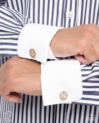 Paparazzi Accessories - Breaking Boundaries - Gold Cuff links