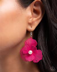 Paparazzi Accessories - PETAL The Score - Pink Earrings