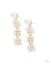 Paparazzi Accessories - Pearl Pastime - Gold Earring