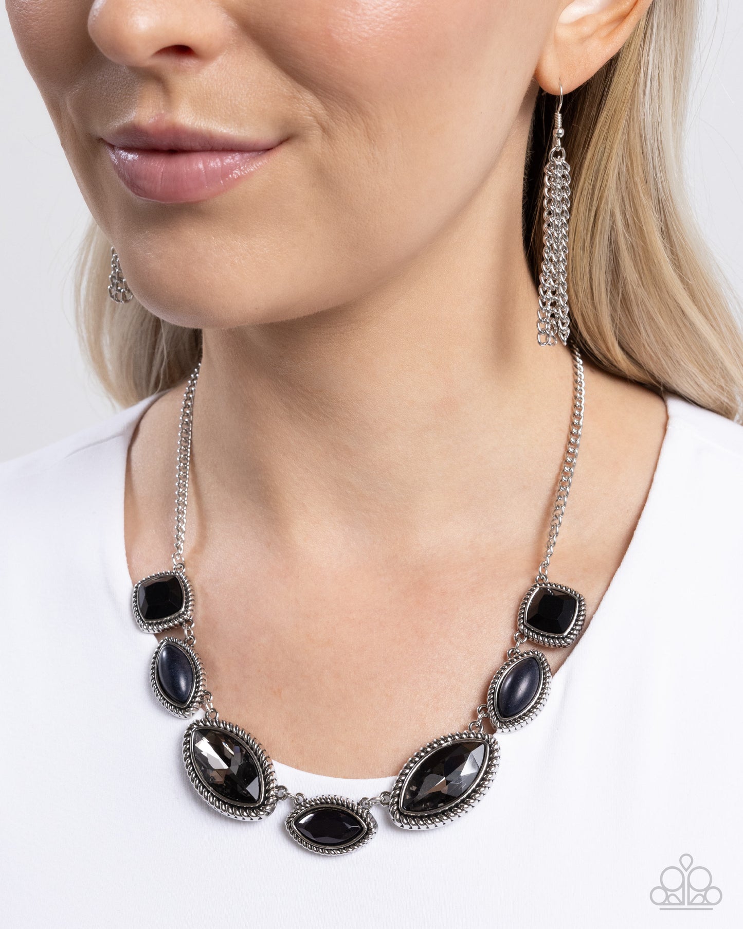 Paparazzi Accessories - Regally Roped - Black Necklace