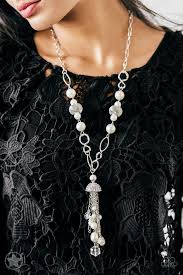 Paparazzi Accessories - Designated Diva - White Necklace