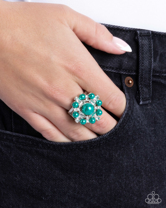 Paparazzi Accessories - Pointed Park Avenue - Green Ring