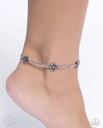 Paparazzi Accessories - Gardening Gusto - Silver Anklet