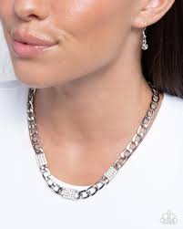 Paparazzi Accessories - Impressive Independence - White Necklace